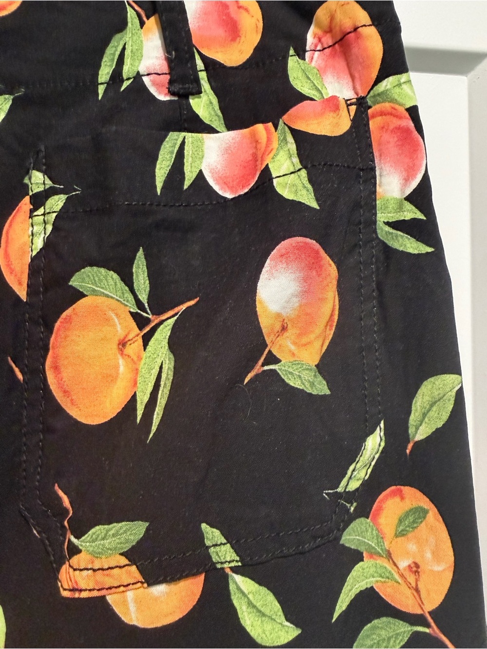 Anthropologie Maeve Black Pants with Peach Print Size 29 - Picture 3 of 7